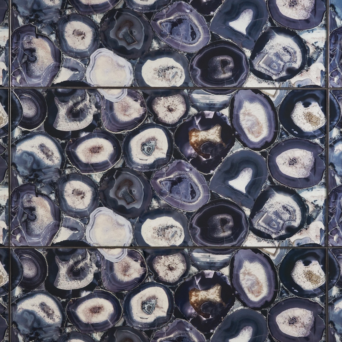 Daphne Riviera Blue 18x36 Polished Glass Tile