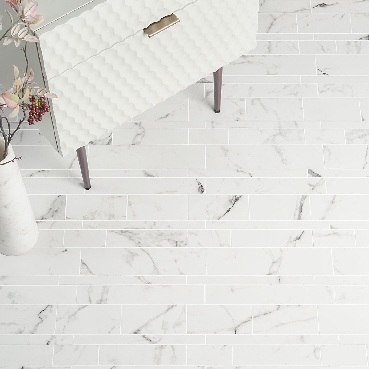 Lithe Statuario Venato Railroad Matte  Porcelain